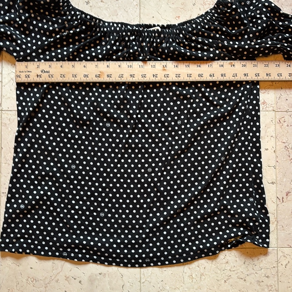 Michael Kors top with elastic at neck & sleeves. Blk with wht polka dots